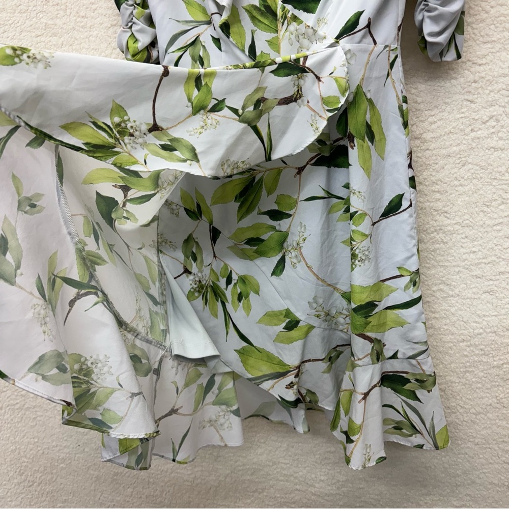 Size 4 - ADRIANNA PAPELL - Floral Faux Wrap Dress Rent the Runway $149 msrp - Picture 10 of 15